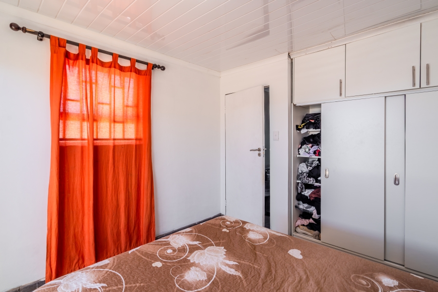 5 Bedroom Property for Sale in Ottery Western Cape